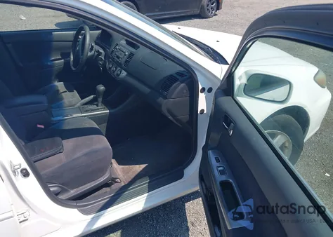 2002 Toyota Camry Se V6 z USA, uszkodzony, nr VIN JTDBF32K220027033